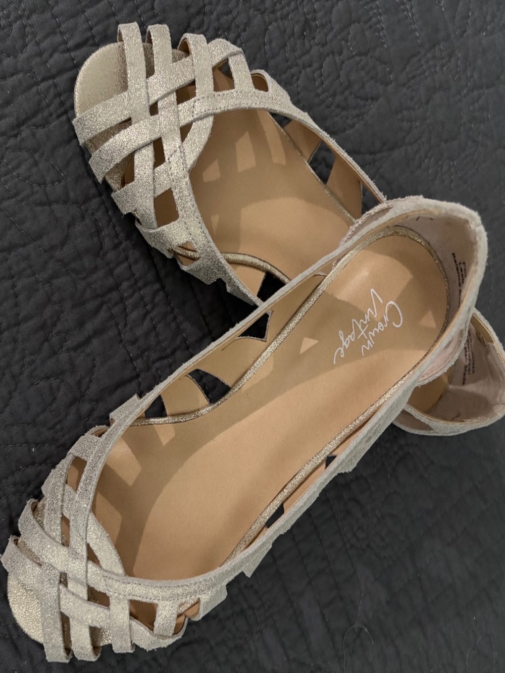 Crown Vintage Peridroma Gold Glitter Look 8Med Open Weave flats